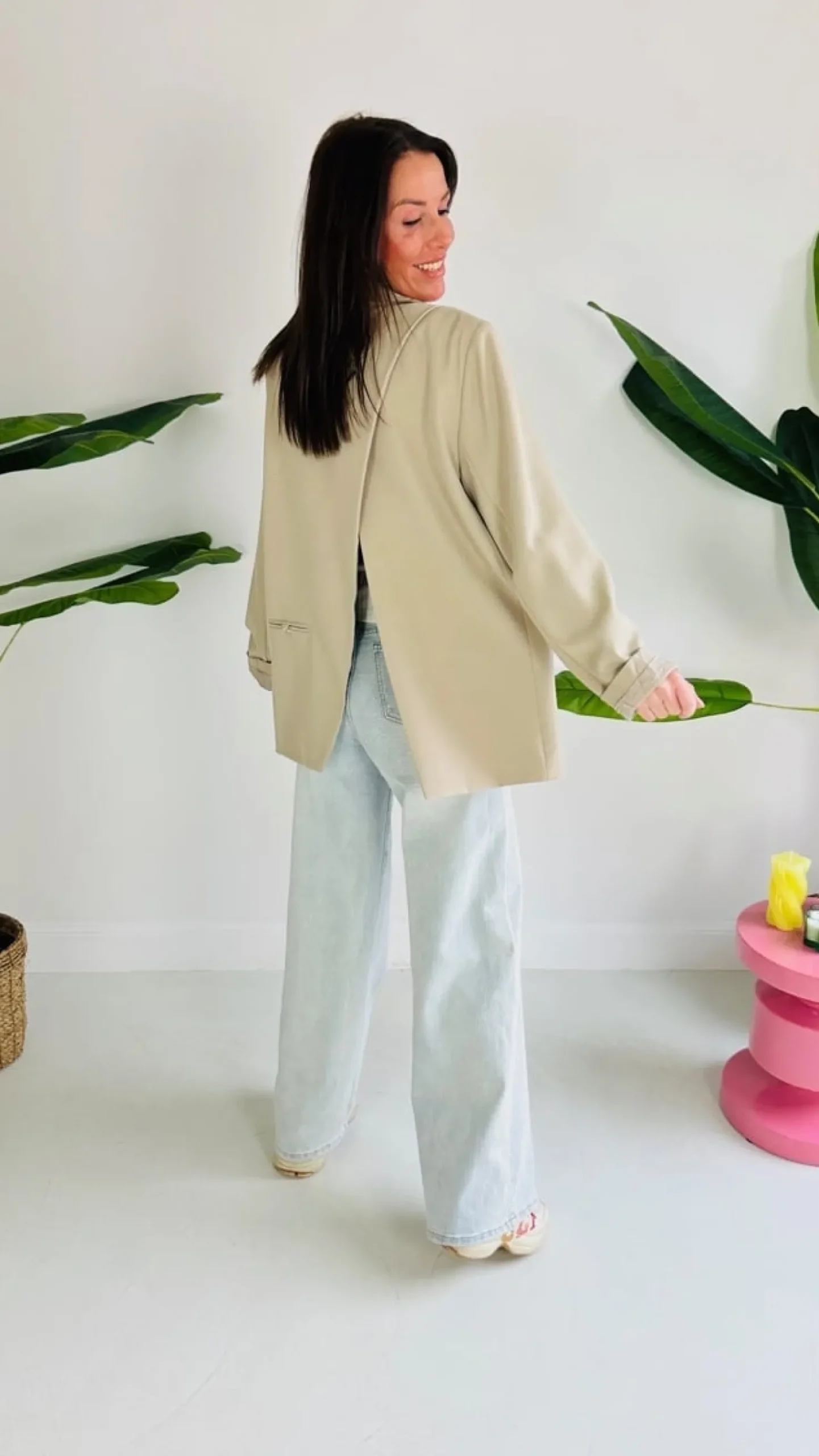 SARIDA BEIGE BLAZER